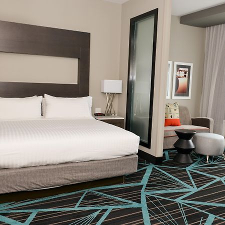 Holiday Inn Express & Suites - Charlotte Airport By Ihg Kültér fotó