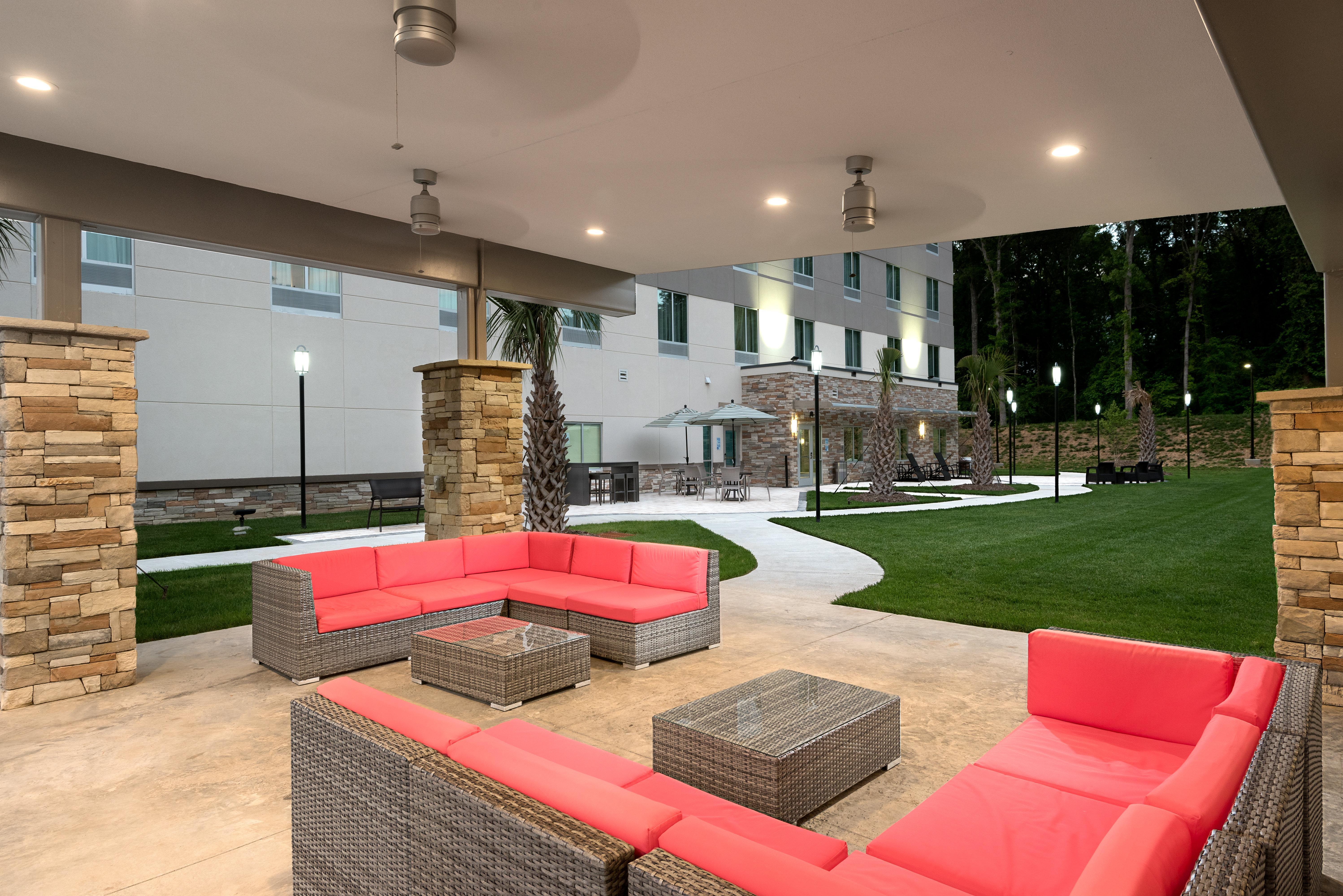 Holiday Inn Express & Suites - Charlotte Airport By Ihg Kültér fotó