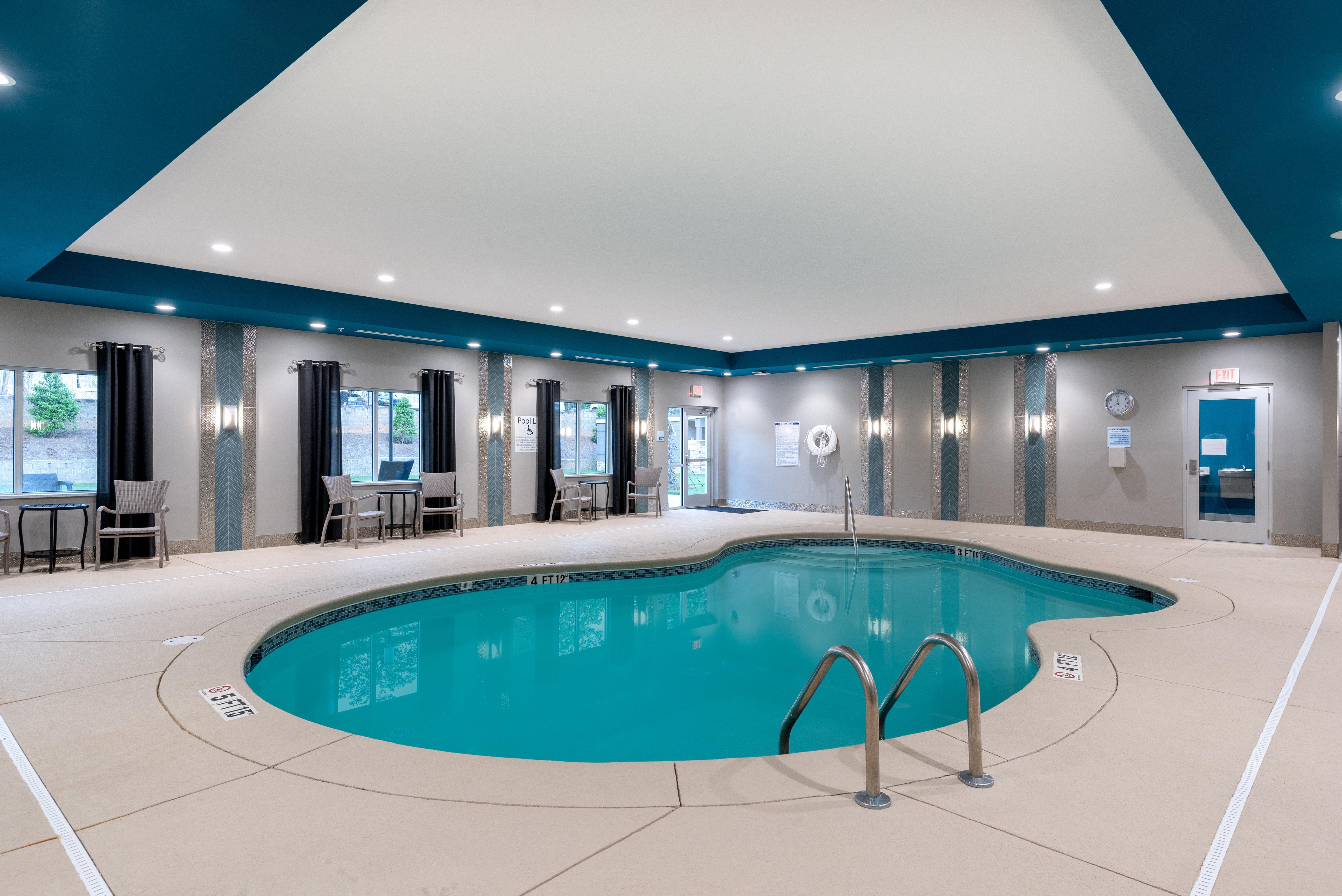 Holiday Inn Express & Suites - Charlotte Airport By Ihg Kültér fotó