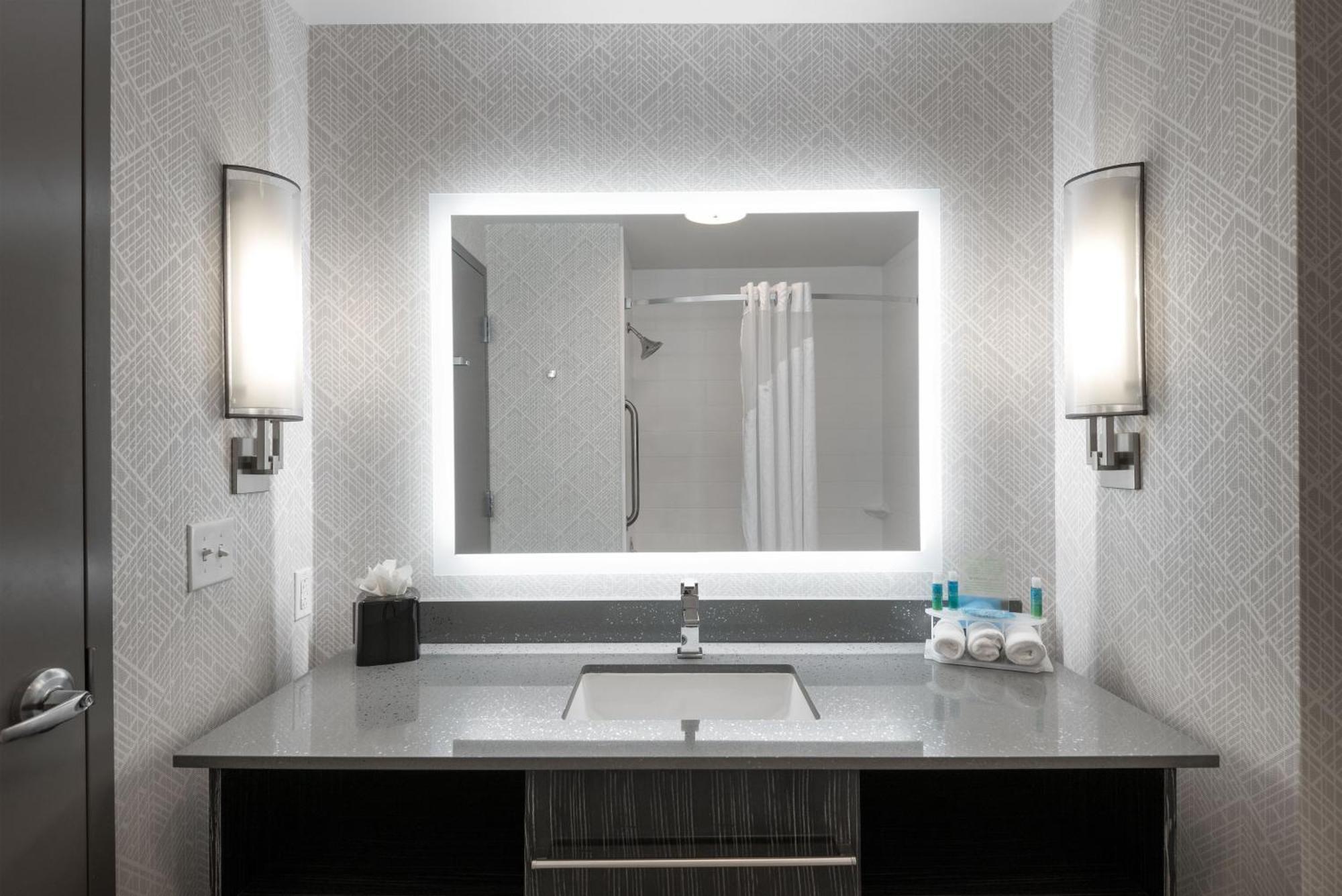 Holiday Inn Express & Suites - Charlotte Airport By Ihg Kültér fotó
