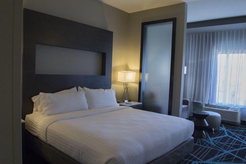 Holiday Inn Express & Suites - Charlotte Airport By Ihg Kültér fotó
